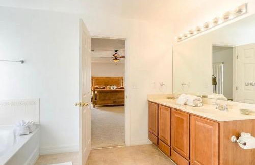 Relaxing Villa near the Parks! - Foto 9