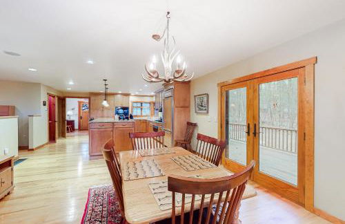 Up The Hill - Photo 8