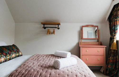 Crippens, Quintissential Luxury Central, Parking & EV - Foto 41