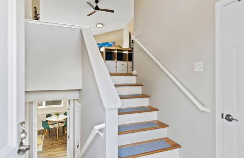 Modern 4BD home in Ballard with A/C, pet-friendly - Foto 24