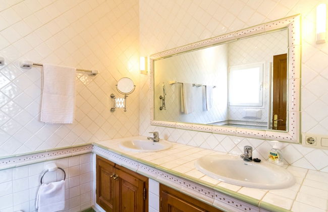 Villa With Sea Breeze Charm - Foto 10