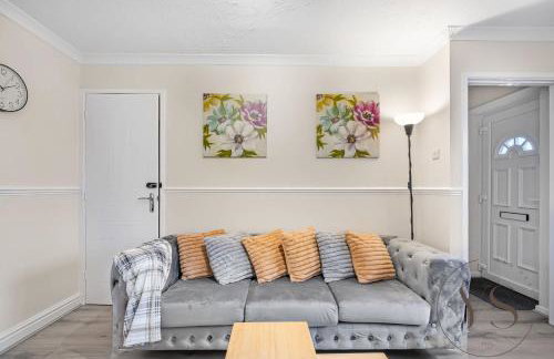 Group-Friendly 3BR Near Dudley + Parking - Foto 45