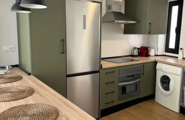 Plaza Victoria Apartments - Photo 14