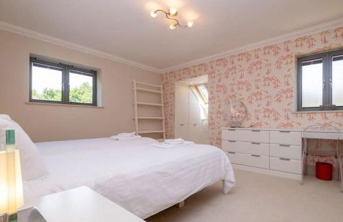 Stunning 5-bed 3-bath house close to the sea! - Foto 26