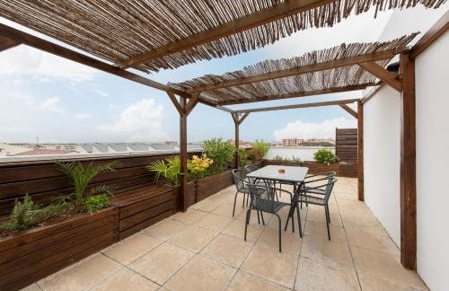 Le Surf : Triplex (T4) parking, rooftop et clim - Foto 11