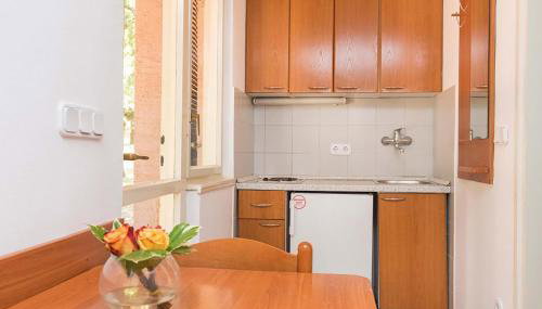 Gorgeous Apartment In Umag - Foto 4