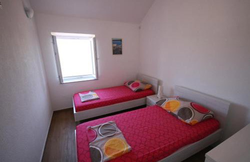 House Sakarun with swimming pool - Photo 15