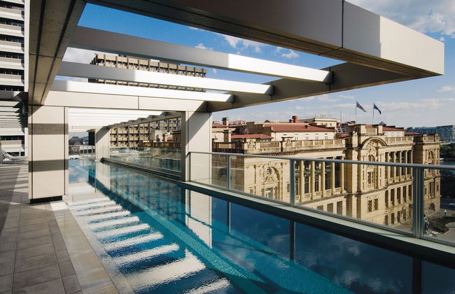 Oaks Brisbane Casino Tower Suites - Photo 59