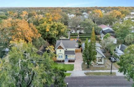 6 Bedroom with Guest House Walk to Lake & Shops - Foto 57