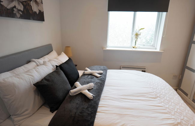 Beckton Docklands - 1 Bedroom - Sleeps 4 - Wifi - Foto 2