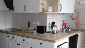 gemütliche Dachgeschoss- Ferienwohnung im Grünen - Foto 4