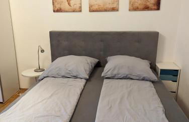 Wohnen am Main - gemütlicher Altbau, zentral - Foto 3