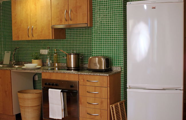 AinB Las Ramblas-Guardia Apartments - Photo 20