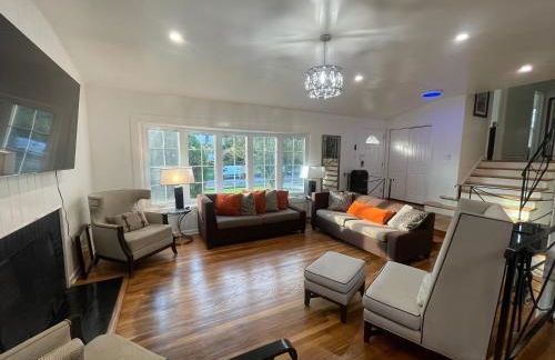 Entire 5 Bedrooms Home near DC and Metro - Foto 16
