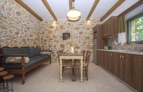 Pamelas House with Jacuzzi - Photo 6