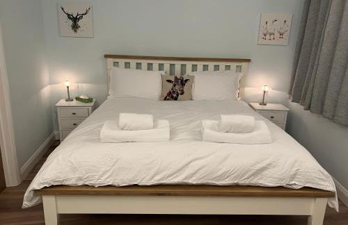 Charming Woodland Lodge 2 person 1 bedroom - Foto 3