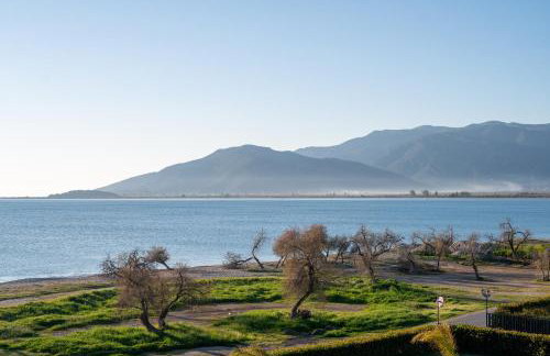 Sun and Sea Apartment - Beachfront, 2 Bedrooms with Sea View & Garden - Photo 53