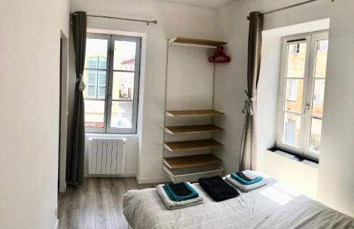 Joli logement au centre de Trévoux - Foto 5