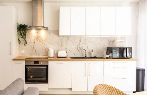 86m- Spacious 3 room apartment with large terrace - Foto 17