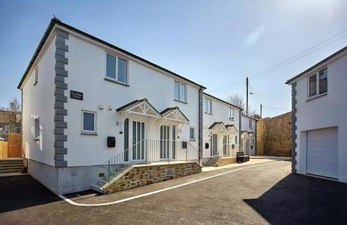 2022 Modern Home In Central Hayle With Parking & EV plug - Foto 2