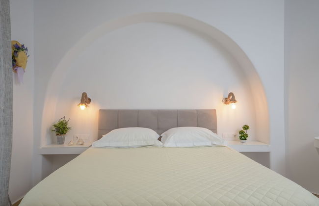 Sun Beach Hotel - Photo 15