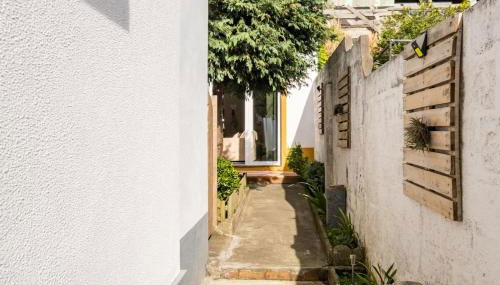 Cozy home with jacuzzi - near the airport - Photo 3