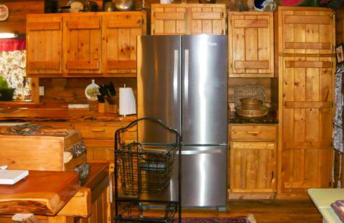 Cozy Immaculate Cabin - Peaceful Retreat! - Foto 4