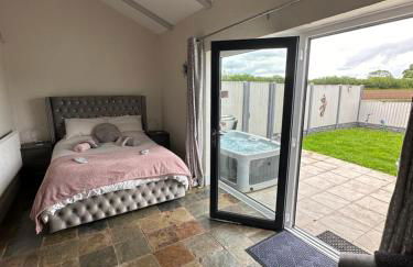Dwylig Isa Holiday Cottages - Photo 26