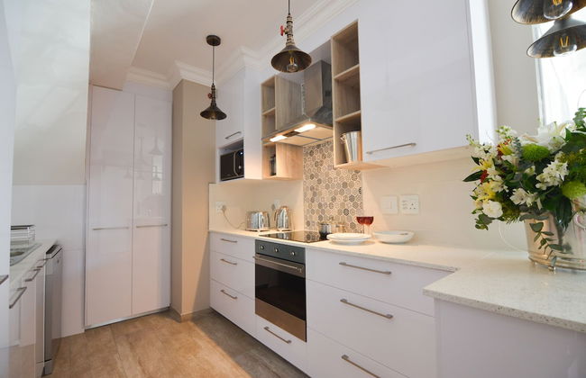 dk villas 2 The Boardwalk - Hout Bay - Photo 25