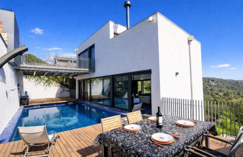Catalunya Casas Modern Hilltop Haven with private pool 7km to beach - Foto 1