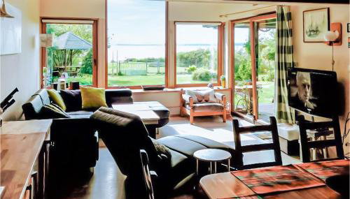 3 Bedroom Gorgeous Home In Nowe Warpno - Foto 4