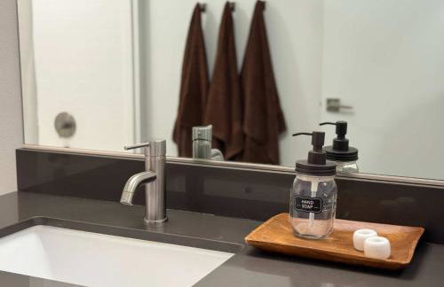 Bright Home 10 Min to Disneyland Pool & GYM - Foto 69