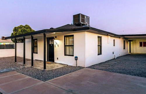 Phoenix Retreat - Studio with King Bed - 10 min from Airp - Unit C - Foto 15