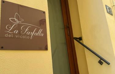 La farfalla del vicolo - Foto 49