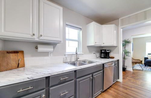 Fayetteville Retreat with Yard - Walk to Campus! - Foto 10