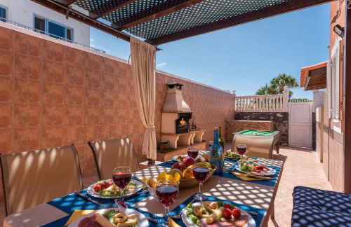 Villa Naranja with private heated pool, sea views, air conditioning, terrace, ITV and BBC channels, Wifi - Foto 21