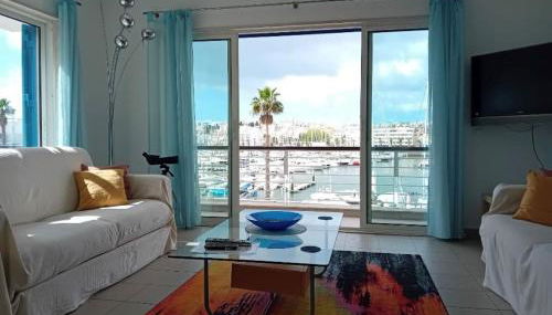 Marina Apartment with Pool Access - Foto 3