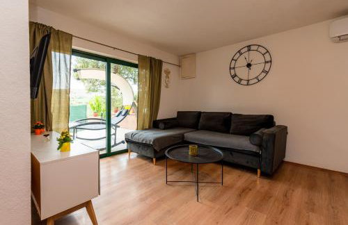 Holiday House Mablo with pool & jacuzzi - Photo 37