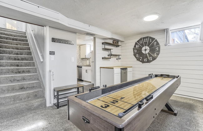 5BD Dog Friendly Family Getaway Near Downtown! - Photo 36