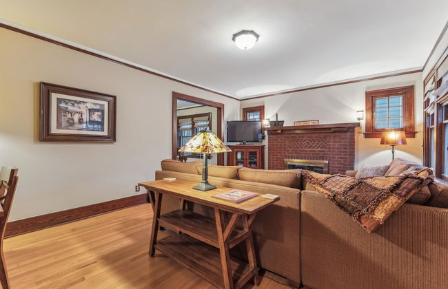 Charming Ann Arbor Retreat Near Dt & Attractions 3 Bedroom Home - Foto 15