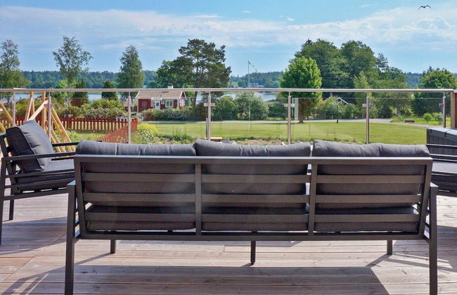 5 Person Holiday Home in Hallstavik - Photo 23