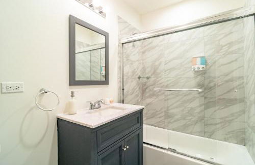 Modern 3BR 420-OK Near McCormick & Soldier Field 2001 S State St - 2D - Foto 7