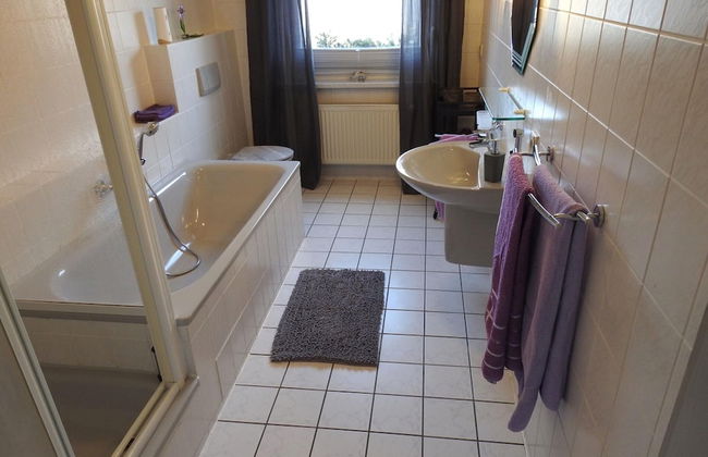 Family-friendly Escape - Photo 24