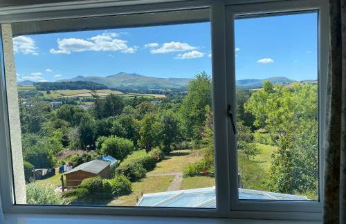 Brecon with Spectacular Views - Photo 24