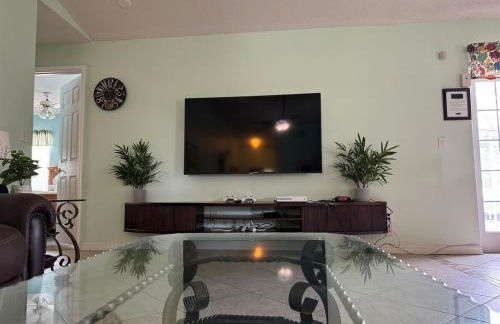 1589-IBRHAIM · Charming new 4bd in the heart of Kissimmee 1589 - Foto 8