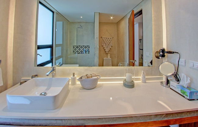 Loveboat Penthouse Studio With Private Splash Pool – PENTHOUSE 5 B – By Salt-Kisses - Photo 15