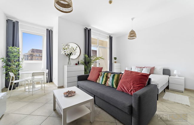 WelHome - Stylish Studio with Park Views in Regent House 2 - Photo 10