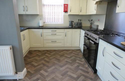 Huge 9 Bed Property Sleeps 17, Near NEC, City Centre, HS2 - Foto 31