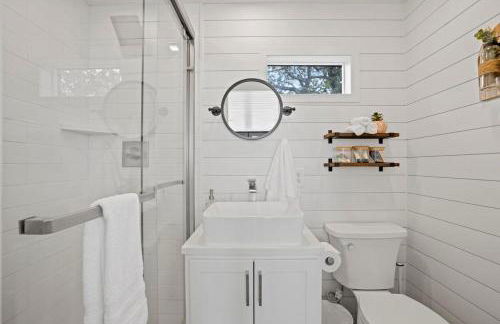 New Oak Grove-Container Retreat - Photo 4