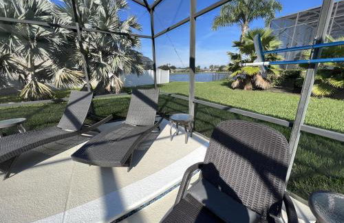 Magical Lakeview 4 Master Suites Pool Hot Tub BBQ Home Theater 2 Miles Disney - Foto 21